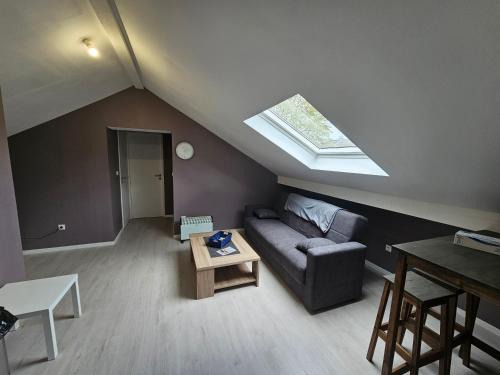 Haucourt-Moulaine Apartment | Le Manoir Enchanté