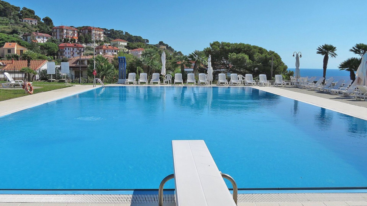 Piani-Ciapin Apartment | Le Margherite (SLR264) by Interhome