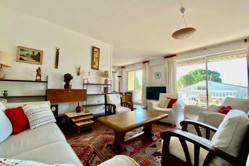 Aiguerelles House | Le Marianne- 3 bedrooms and fully air-conditioned!