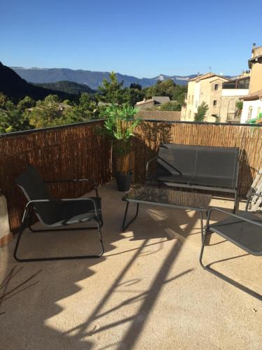 Chatillon-en-Diois Apartment | Le Maricou 120m2 totalement rénové terrasse 40m2