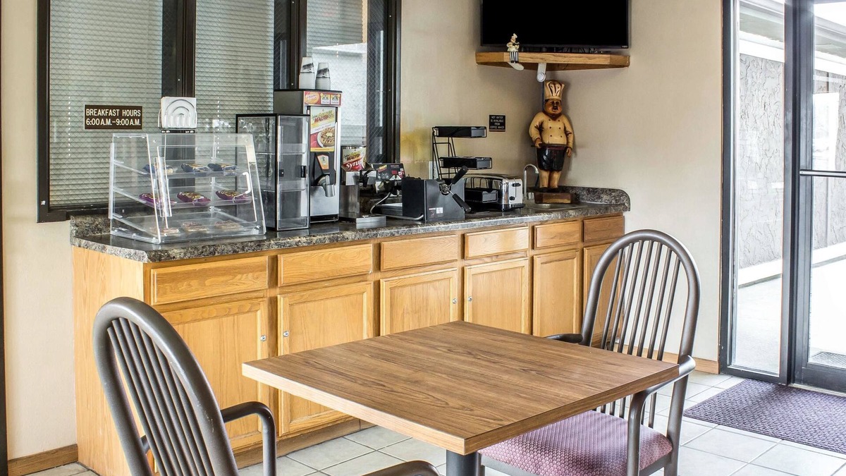 Le Mars Hotel | Le Mars Inn & Suites