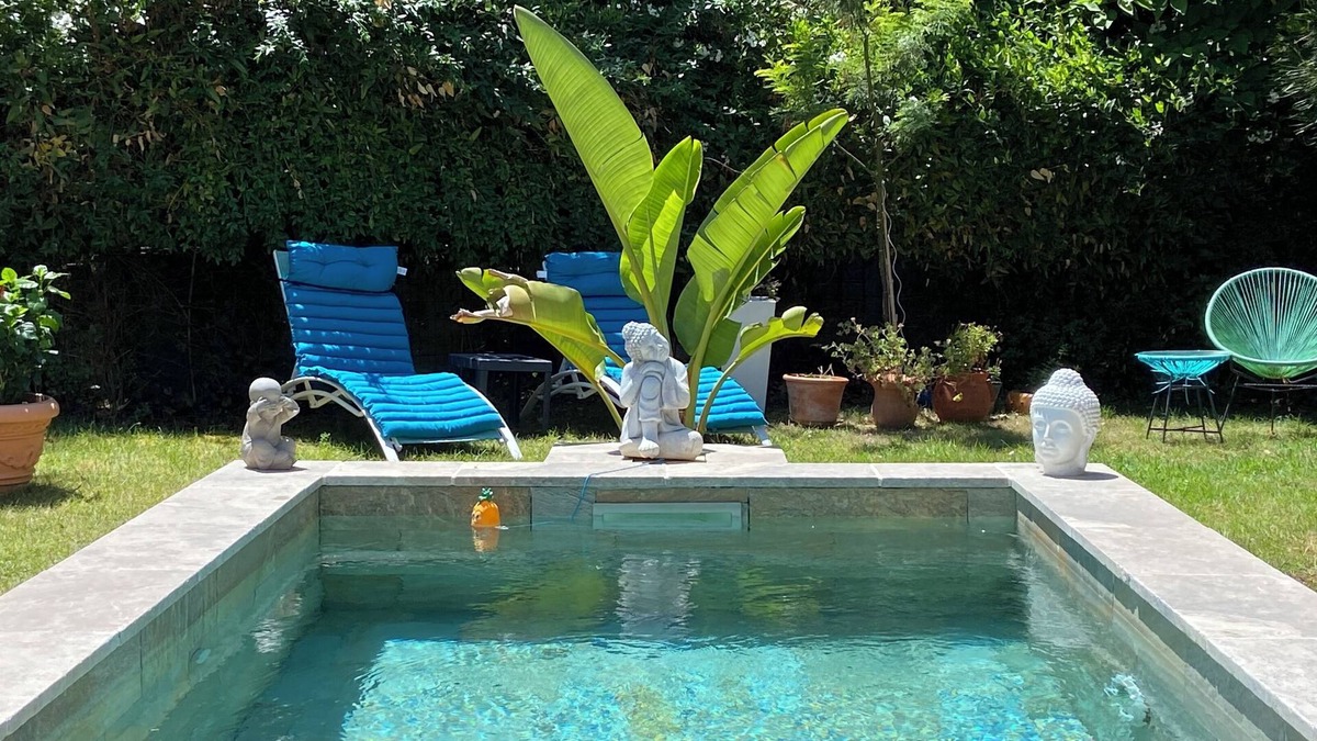 La Seyne-sur-Mer Villa | Le Mas de Fabregas: Relax in this quiet and elegant house ,400m from the beach.