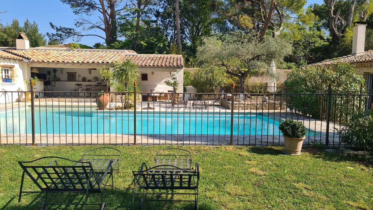 Aramon House | LE MAS DES COSME EN PROVENCE
