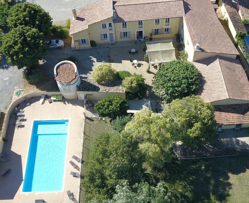 Manosque Hotel | Le Mas des Quintrands Manosque - Motel de charme