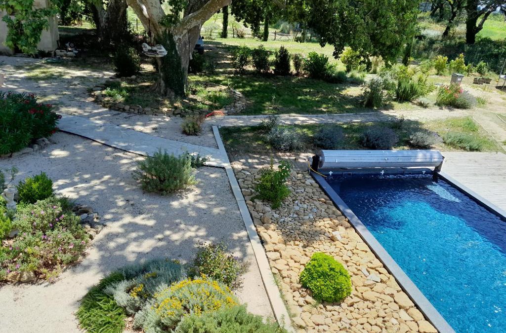 Aubignan House | Le mas Lou Caïroun, un paradis en Provence