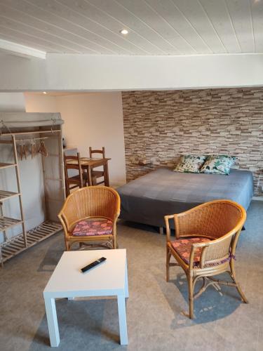 Roquemaure Bed & Breakfast | le mas rocamour