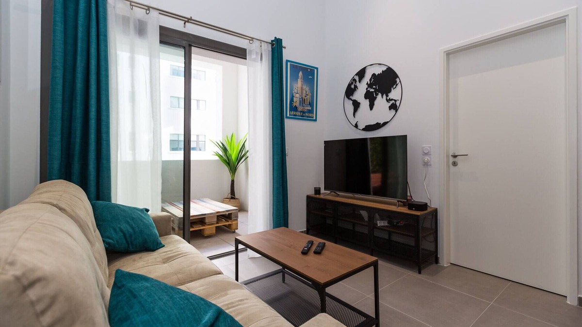 La Joliette Apartment | Le Mazenod - Appartement avec balcon à la Joliette