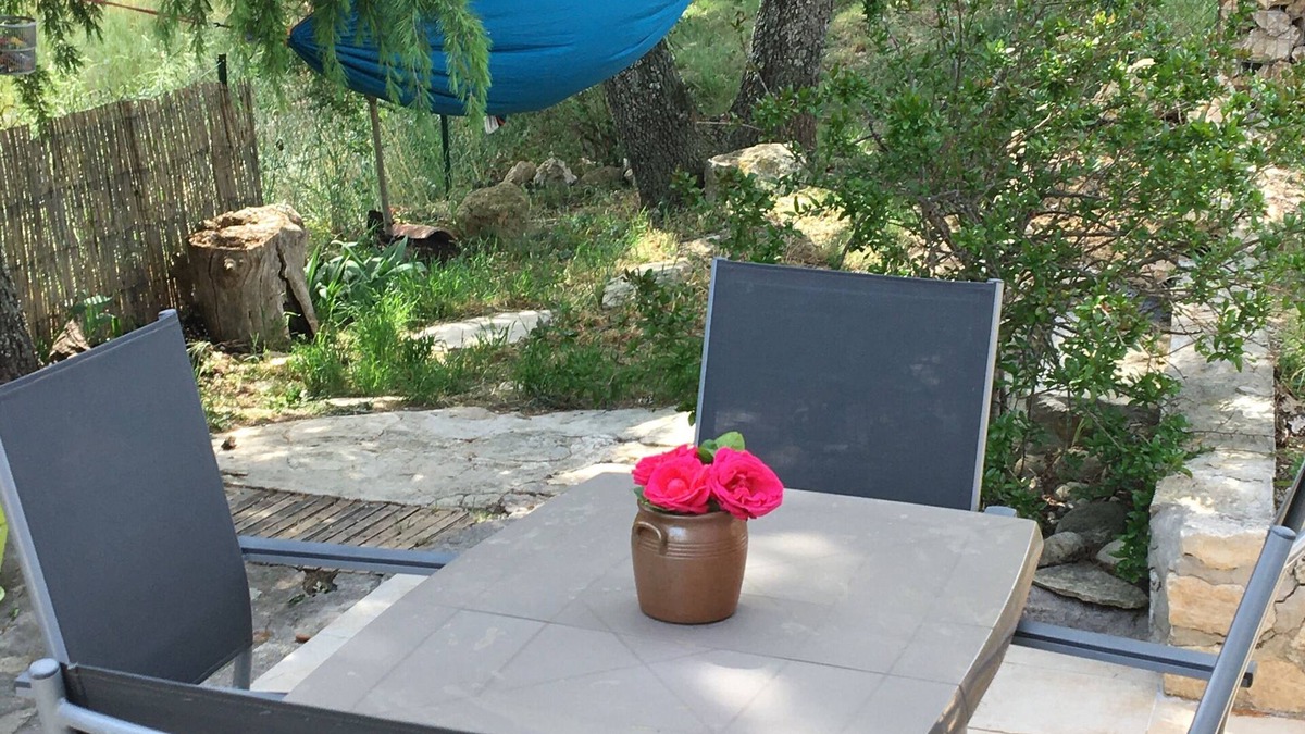 Vagnas House | Le Mazet Déden Avec son Jardin Privé