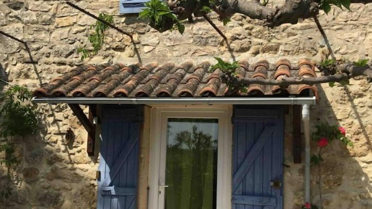Vagnas House | Le Mazet d'Eden with its private garden not overlooked