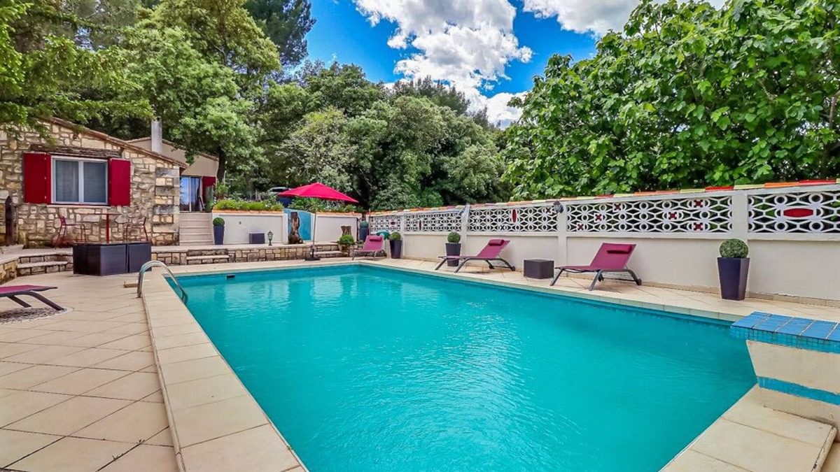 Comps Cottage | LE MAZET DE SOULAN WITH POOL. between Nimes, Arles, Avignon
