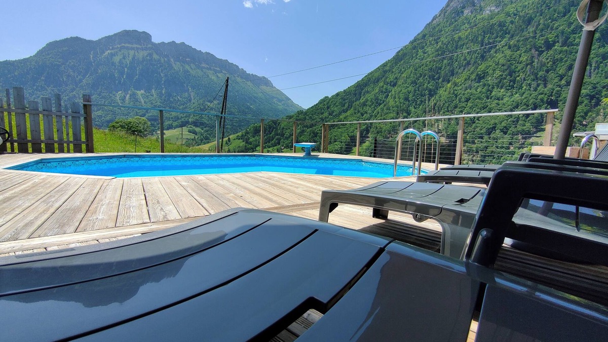 Entremont Ski Chalet | Le Mazot d'H ! Grenier Savoyard Plein de Charme au Cœur des Aravis