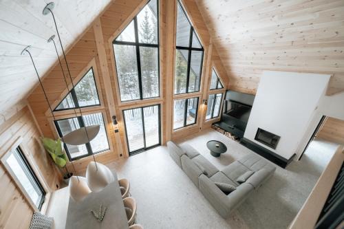 Amherst Ski Chalet | Le Mitik Tremblant - SPA - LACS - PLAGES - JEUX