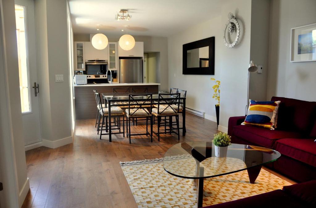 Plateau Mont Royal Apartment | Le Mont-Royal Sky by HomeInMontreal