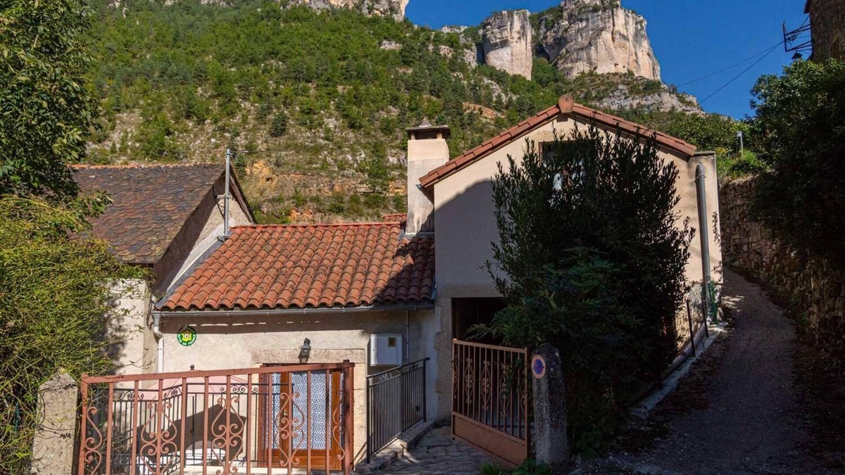 Saint-Pierre-des-Tripiers House | Le Moulin à la Caze - VEYREAU