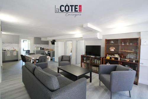 La Couronne Apartment | Le moulin bas - 8 couchages