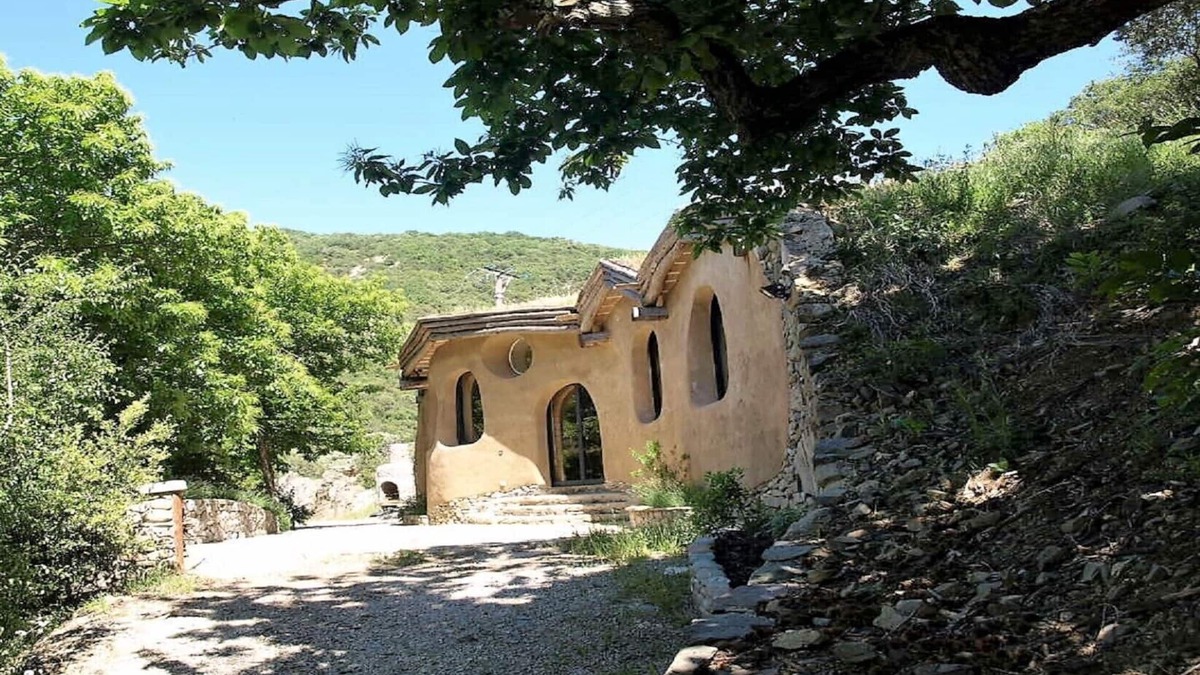 Rieussec Cottage | Le Moulin de Trédos, The Hobbit House of the Moulin de Trédos