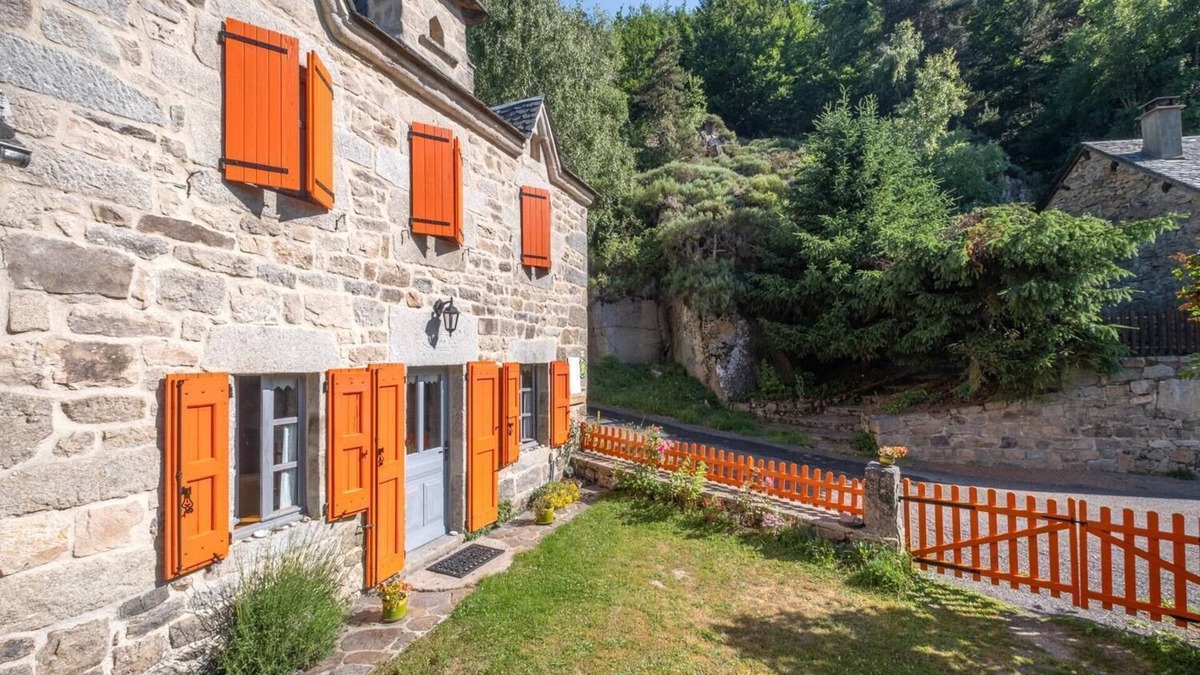Peyre-en-Aubrac House | Le Moulin du Chambon 4 pers