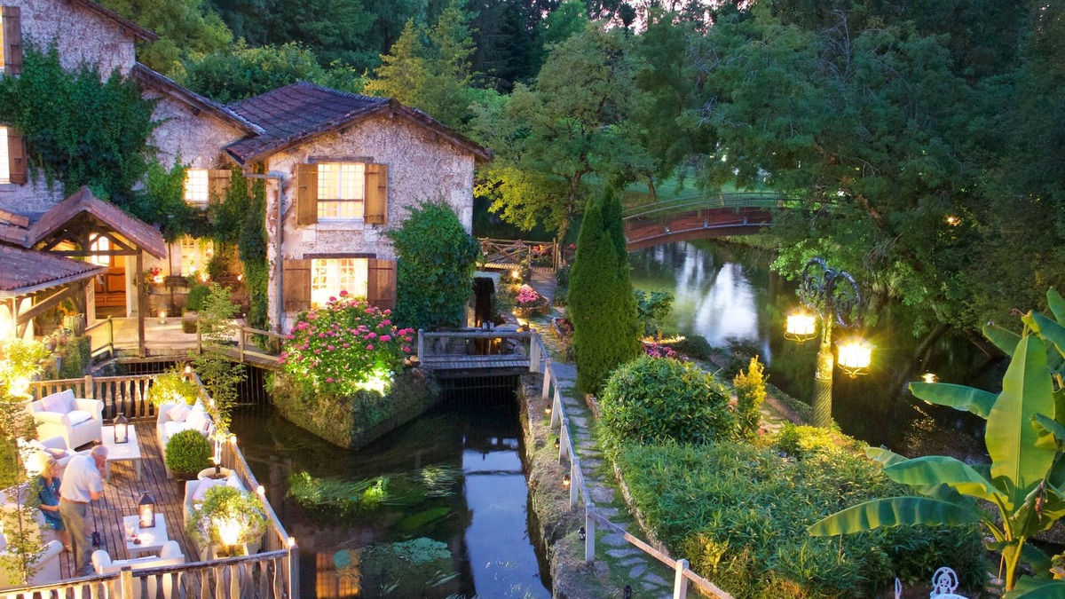 Champagnac-de-Belair Hotel | Le Moulin Du Roc