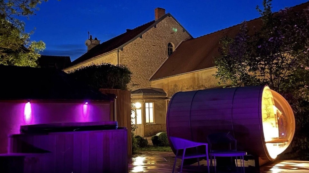 Etrochey House | LE MOULIN SUR LA SEINE- CHARMING MILL * ON THE BANKS OF THE SEINE IN BURGUNDY