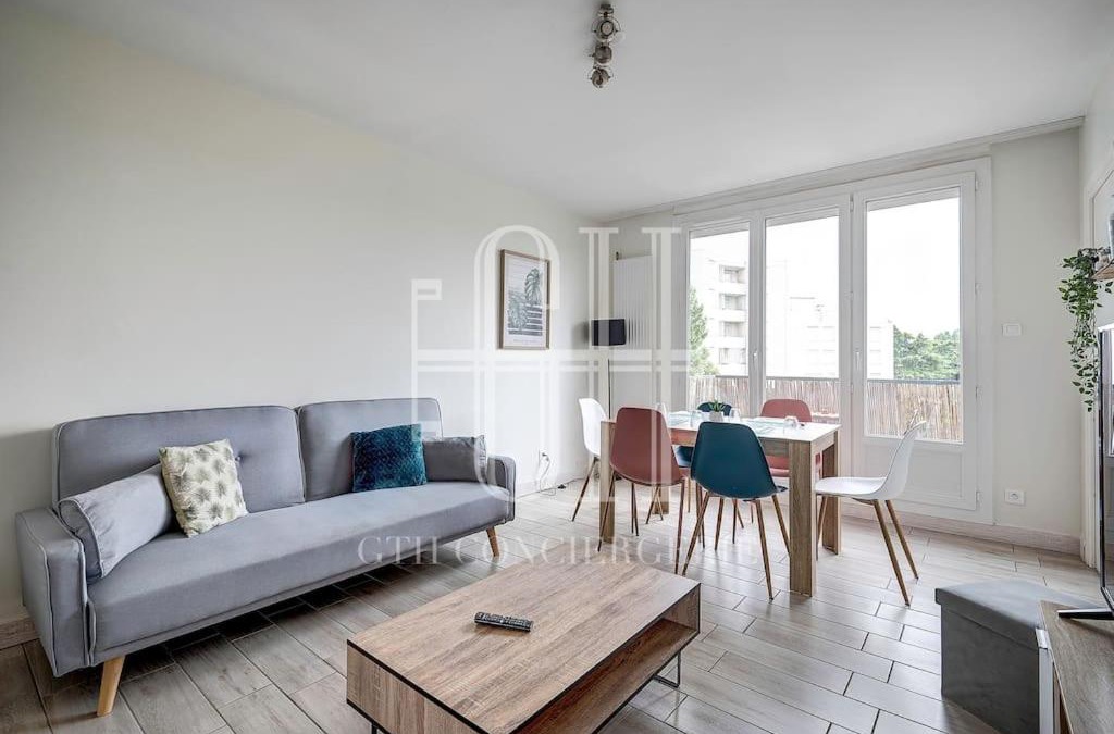Saint-Pierre-des-Corps Apartment | Le Noisetier / Proche Gare Saint Pierre Des Corps