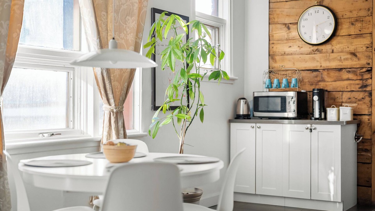 Mauricie Apartment | | Le Notre Dame 2 | River & City at the Gateway