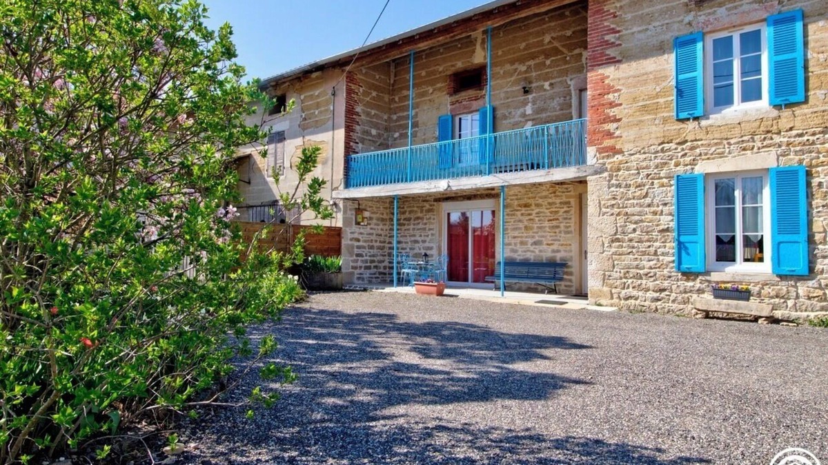Saint-Julien-sur-Reyssouze House | Le Père Jean - Saint-julien-sur-reyssouze