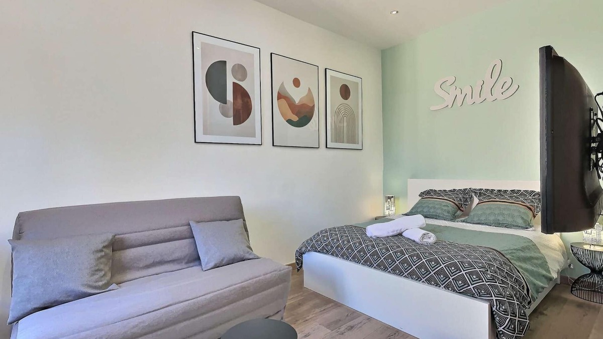 Avignon City Centre Apartment | ⭐ LE PALAIS DES PAPES ⭐ AVIGNONSMILE ⭐ CALME ET CLIMATISATION ⭐
