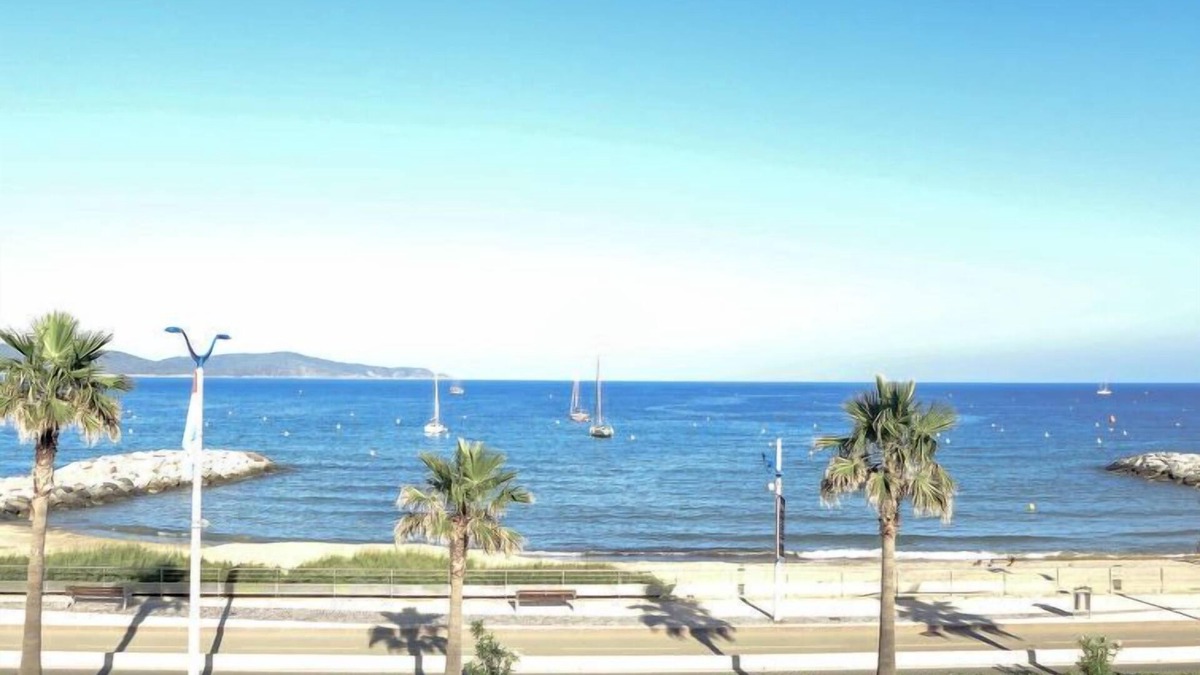 Cavaliere Apartment | Le Palazzo del Mar by Interhome