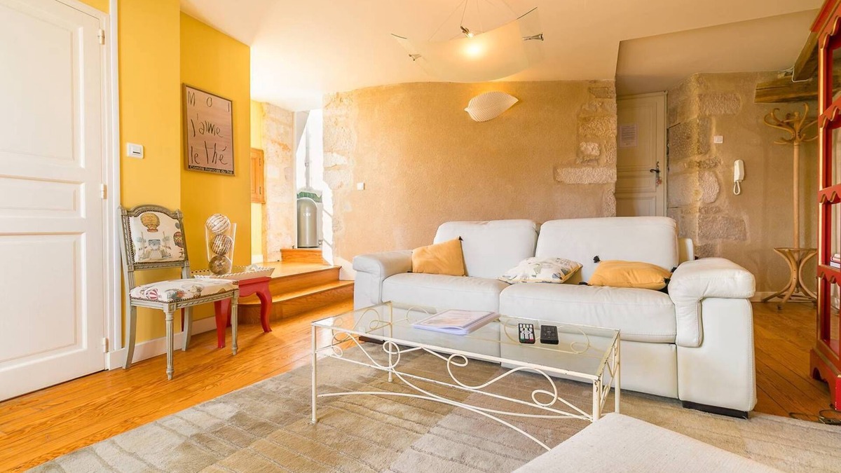 Centre Sud Apartment | Le panoramique - Avec vue exceptionnelle sur la mairie- SR Loc