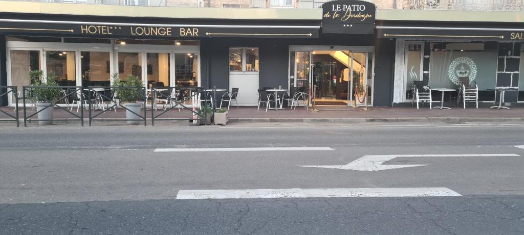Quartier Saint-Martin Hotel | Le Patio De La Dordogne