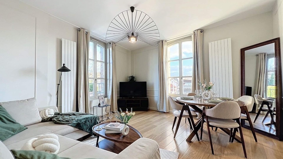 Saint-Andre-les-Vergers Apartment | Le Patio'nnement, Troyes Centre, Proche Gare, Parking Privé