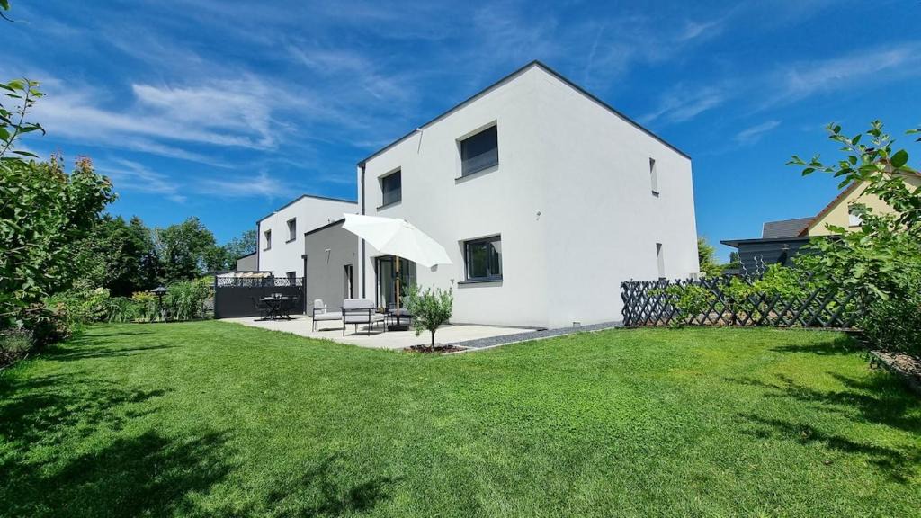 Jebsheim Apartment | Le petit bonheur avec Jardin - T3