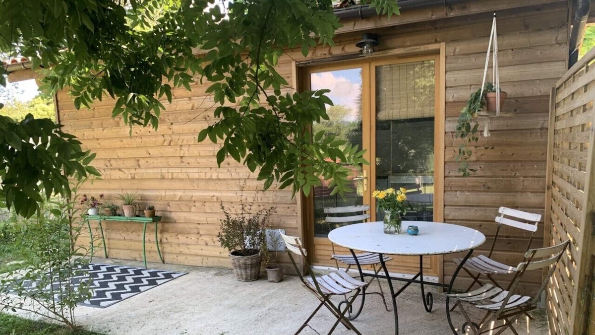 Quinsac Ski Chalet | Le Petit Bordeaux in a quiet area 15 minutes from Bordeaux