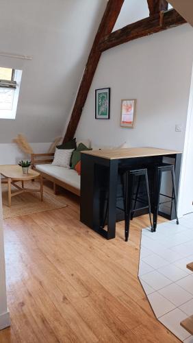 Quartier du chateau Apartment | Le petit Caennais - hyper centre