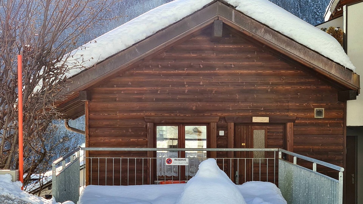 Ovronnaz Ski Chalet | Le Petit Chalet - Nice Wallis View - 5 minutes to the ski lift - free drinks