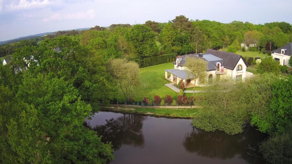 La Trinite-Surzur Bed & Breakfast | Le Petit Etang
