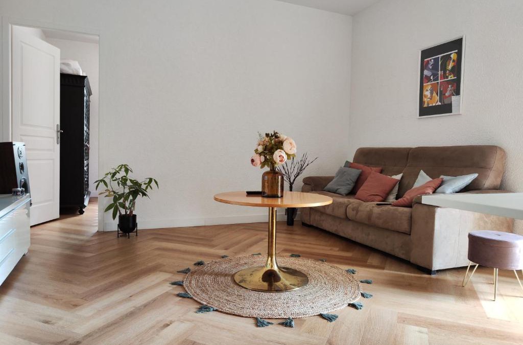 Bellegarde-sur-Valserine Apartment | LE PETIT ANGLE APPARTEMENT 2 Pièces, plein centre ville, près de la gare jusqu'à 4 personnes