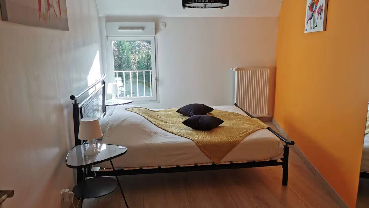 Saint-Georges-sur-Cher House | Le Petit Villeneuve, Gîte 15 p Proche Zoo de Beauval et Châteaux de la Loire