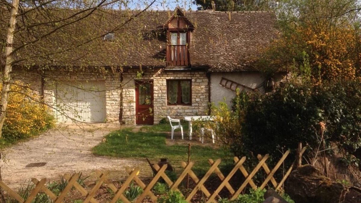 Sassenay House | Le Petit Gîte - SASSENAY
