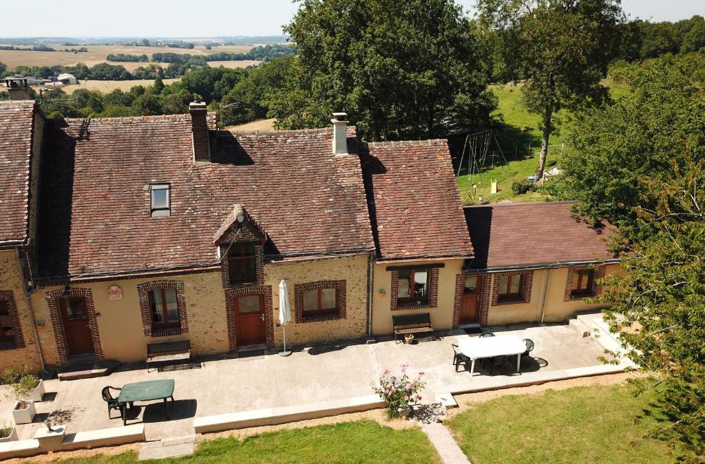 Saint-Denis-d'Authou House | le petit gite de la maison lierue