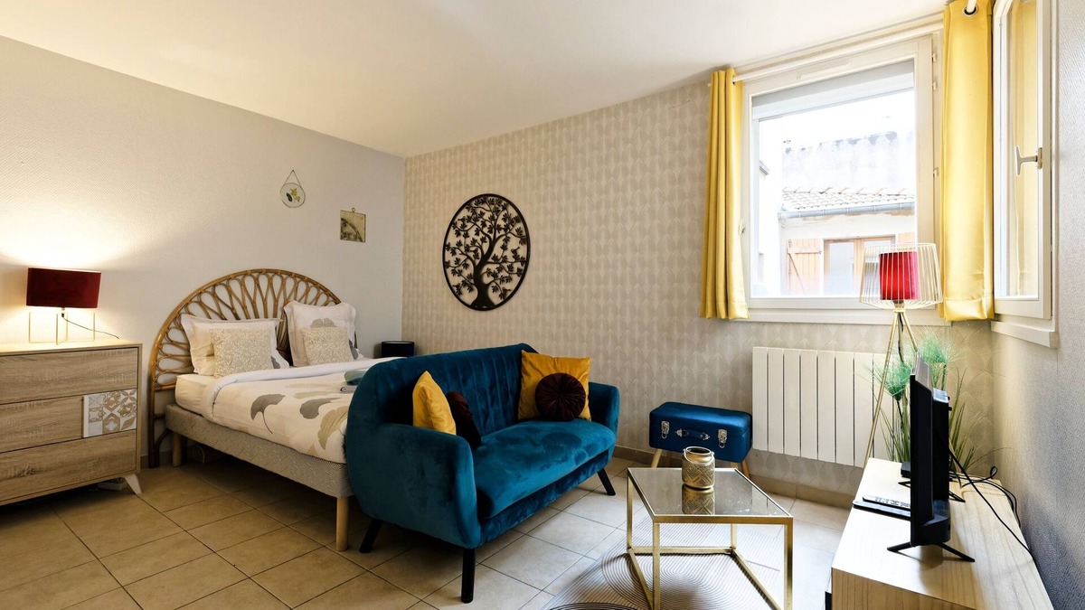 Saint Nicolas - Charles III - Ville vieille - Trois Maisons - Leopold Apartment | Le Petit Gourmet - Studio Apartment, Sleeps 2