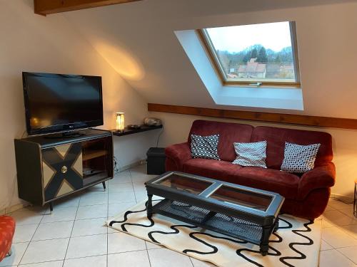 Saulny Apartment | Le Petit Mirabellier