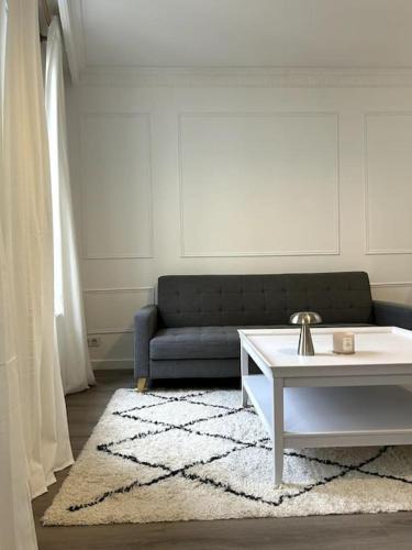 Centre Ville Apartment | Le petit Paris Compiegne