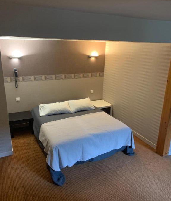 Serrieres Hotel | le petit roche