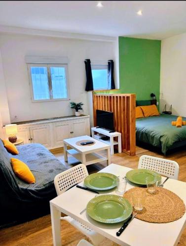 La Roche-Chalais Apartment | Le Petit Rochelais