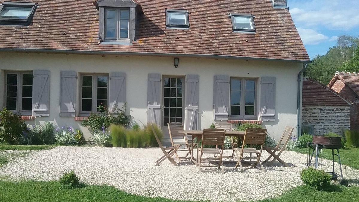Neung-sur-Beuvron House | Le Petit Villiers In the heart of Sologne des Étangs.
