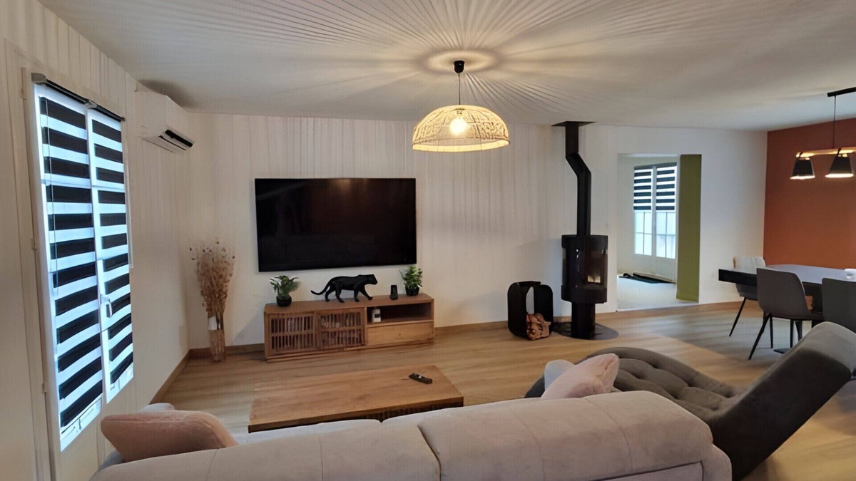 La Suze-sur-Sarthe House | Le Phénix - Piscine chauffée - 7p - Rêve au Mans