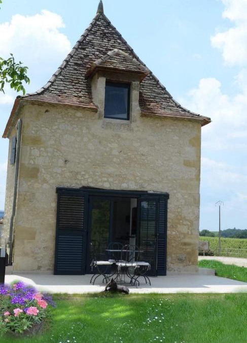 Eynesse House | Le Pigeonnier de Château Picon