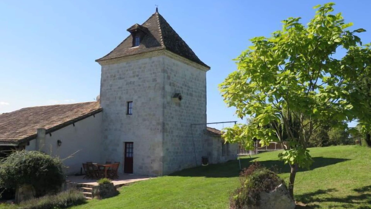 Dondas House | Le Pigeonnier Jacques by Interhome