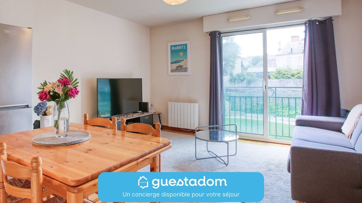 Laval Apartment | Le Pin Doré - Wifi - Centre-ville